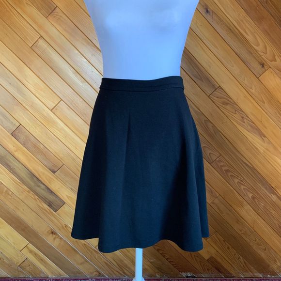 Gap Black Skater/Circle/A-Line Mini Skirt - Picture 1 of 5